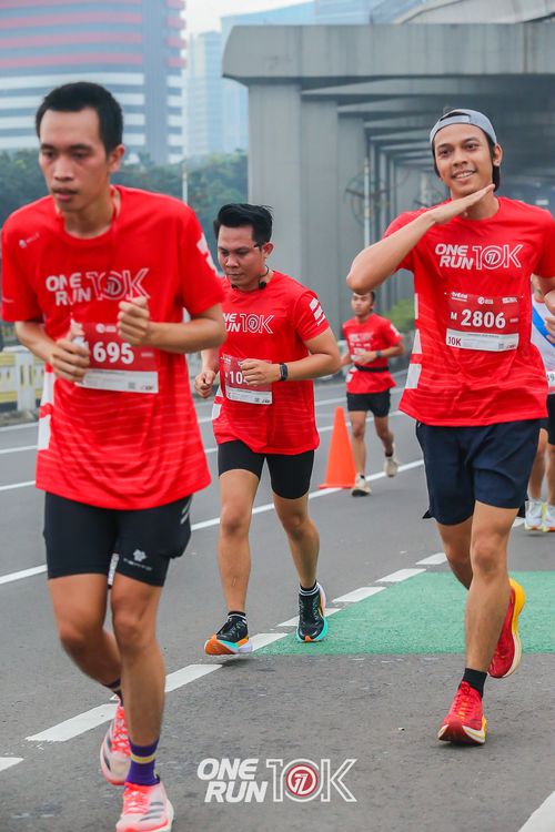 Race photo from ONE RUN 10K 2025