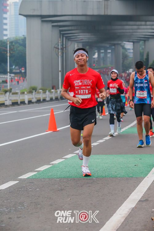 Race photo from ONE RUN 10K 2025