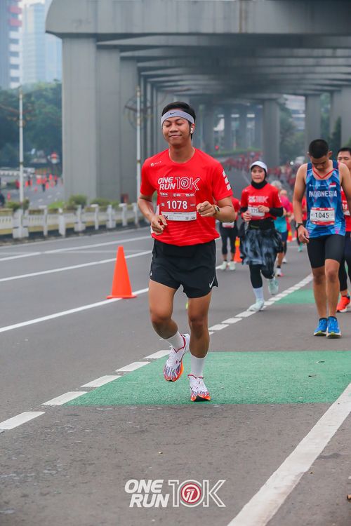 Race photo from ONE RUN 10K 2025