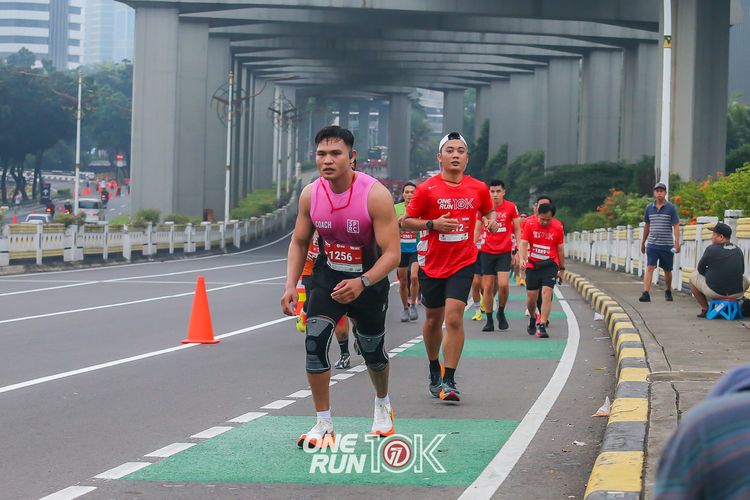 Race photo from ONE RUN 10K 2025