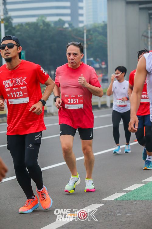 Race photo from ONE RUN 10K 2025