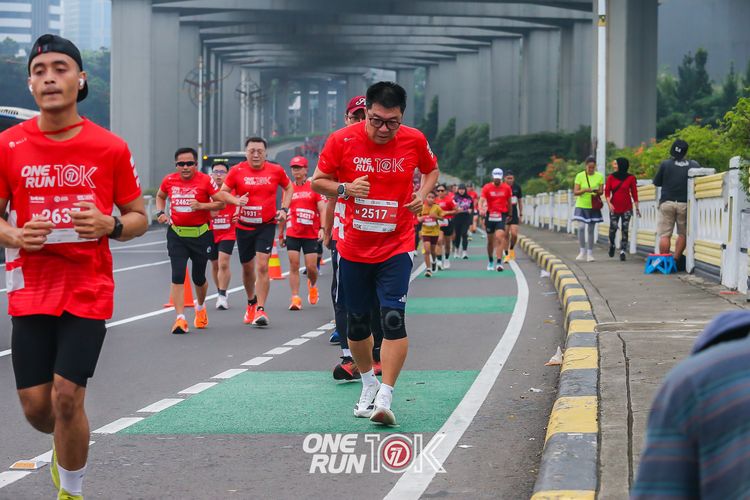Race photo from ONE RUN 10K 2025