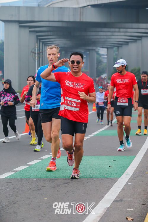 Race photo from ONE RUN 10K 2025