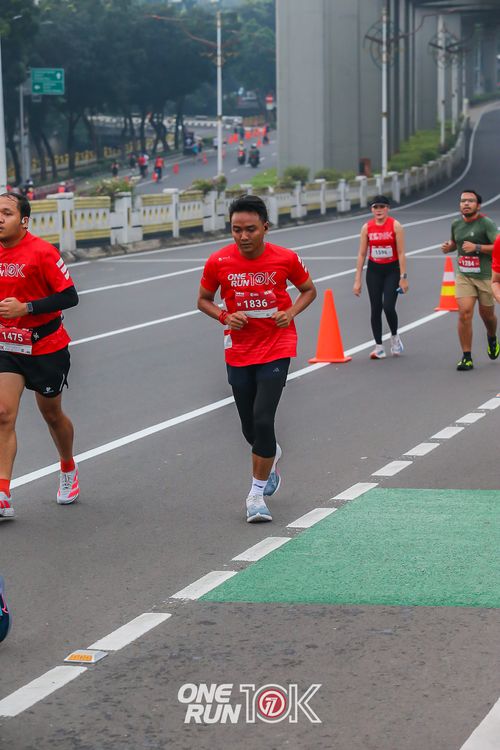 Race photo from ONE RUN 10K 2025