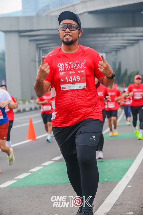 Race photo from ONE RUN 10K 2025