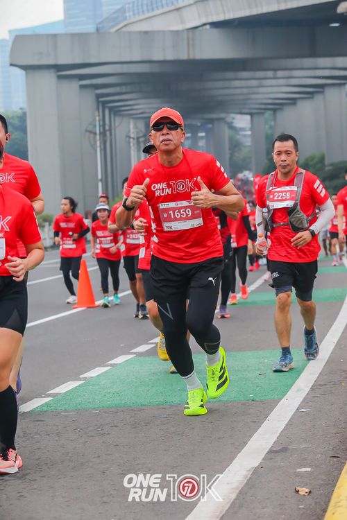 Race photo from ONE RUN 10K 2025