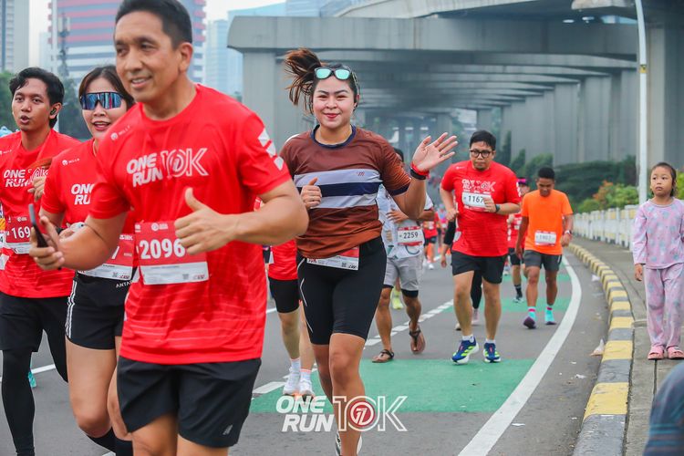 Race photo from ONE RUN 10K 2025