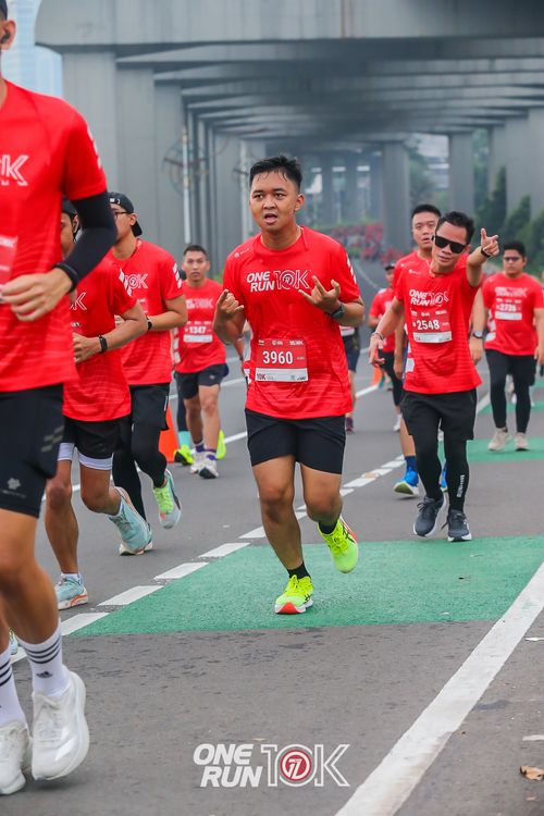 Race photo from ONE RUN 10K 2025