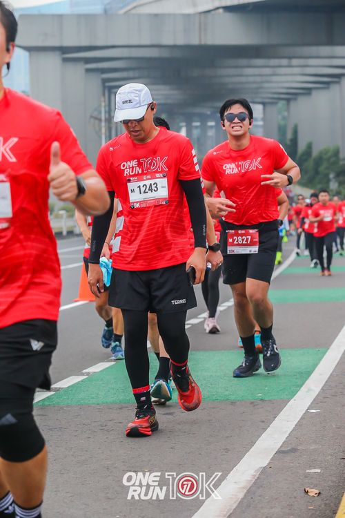 Race photo from ONE RUN 10K 2025