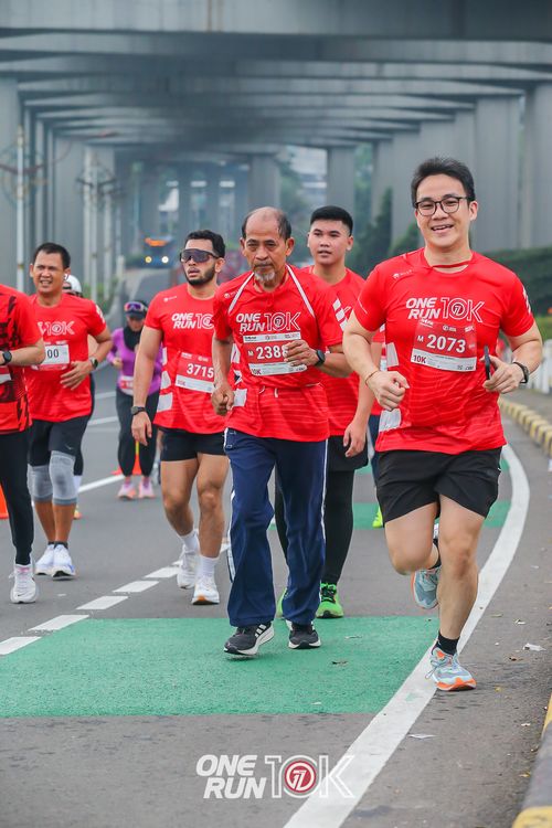 Race photo from ONE RUN 10K 2025