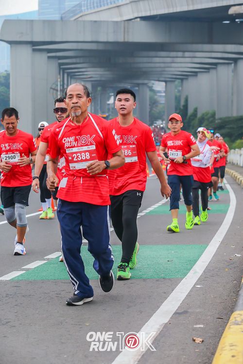 Race photo from ONE RUN 10K 2025