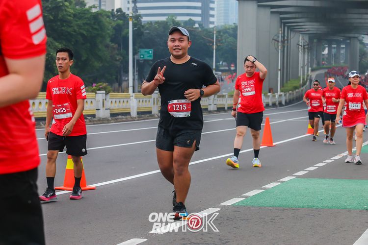 Race photo from ONE RUN 10K 2025
