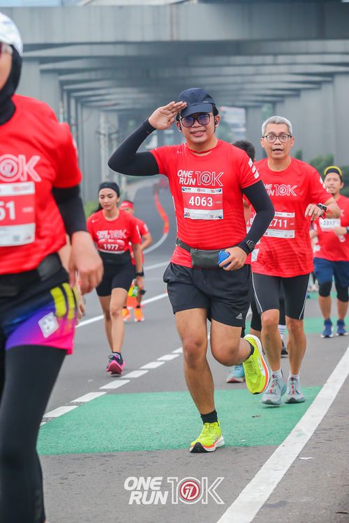 Race photo from ONE RUN 10K 2025