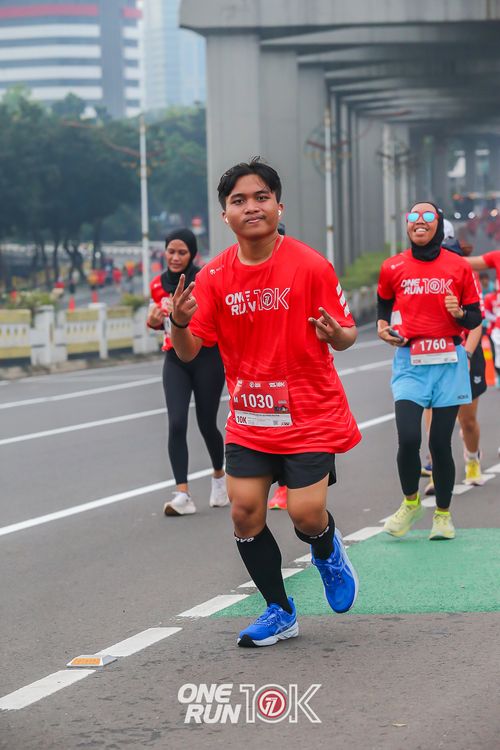Race photo from ONE RUN 10K 2025