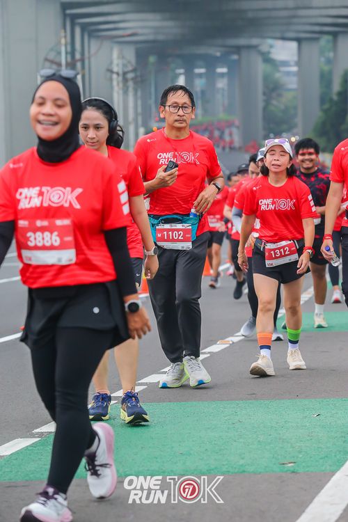 Race photo from ONE RUN 10K 2025