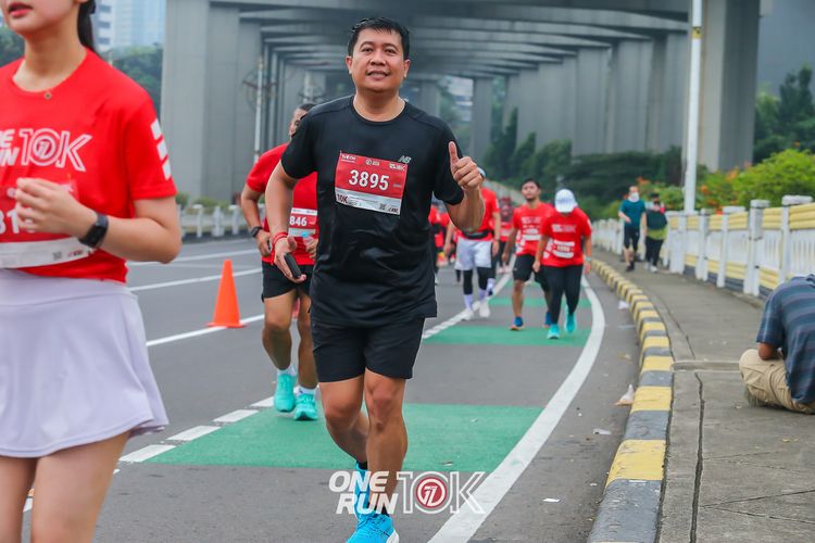 Race photo from ONE RUN 10K 2025