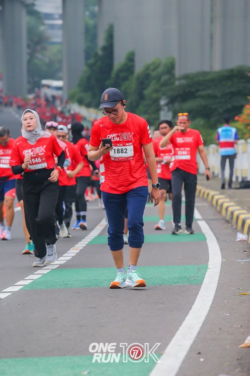 Race photo from ONE RUN 10K 2025