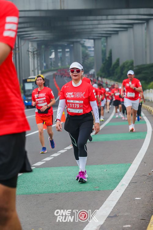 Race photo from ONE RUN 10K 2025