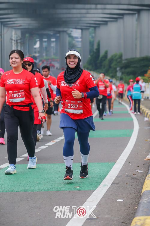 Race photo from ONE RUN 10K 2025