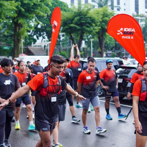 Race photo from FIRST SUNDAY RUN