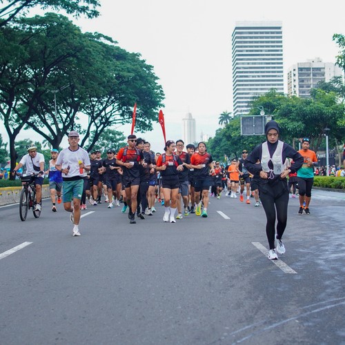Race photo from FIRST SUNDAY RUN