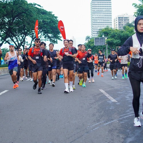 Race photo from FIRST SUNDAY RUN