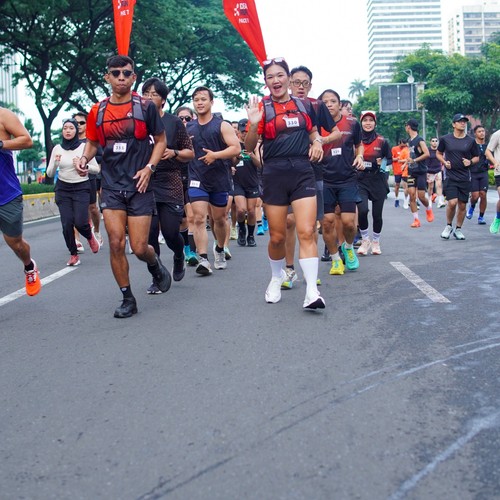 Race photo from FIRST SUNDAY RUN