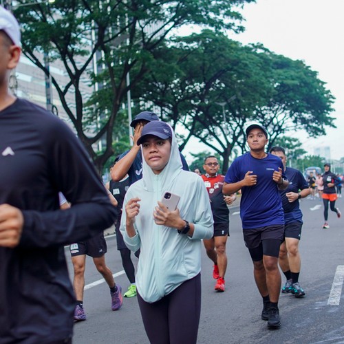 Race photo from FIRST SUNDAY RUN