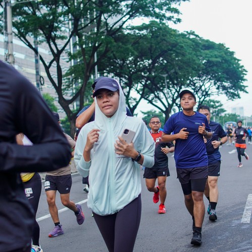 Race photo from FIRST SUNDAY RUN