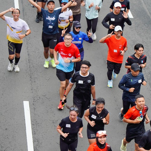 Race photo from FIRST SUNDAY RUN