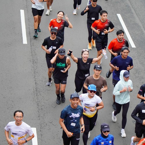 Race photo from FIRST SUNDAY RUN