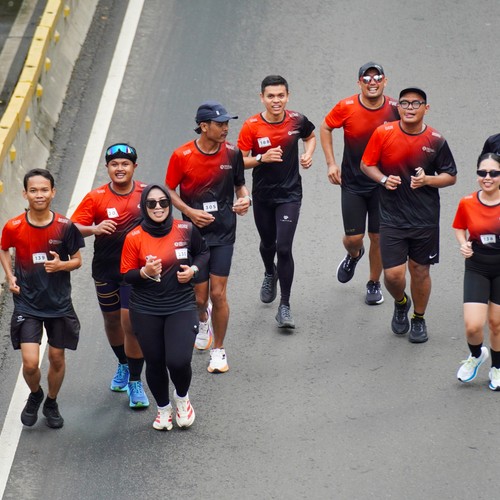 Race photo from FIRST SUNDAY RUN