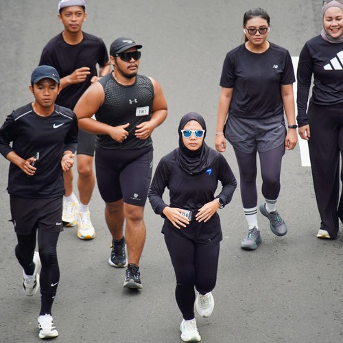 Race photo from FIRST SUNDAY RUN