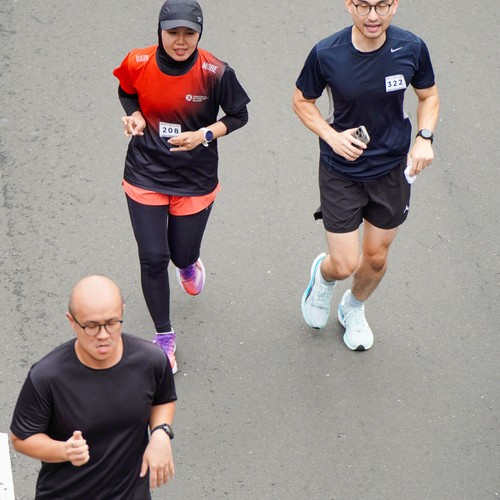 Race photo from FIRST SUNDAY RUN