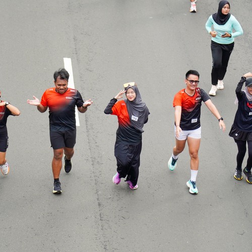 Race photo from FIRST SUNDAY RUN
