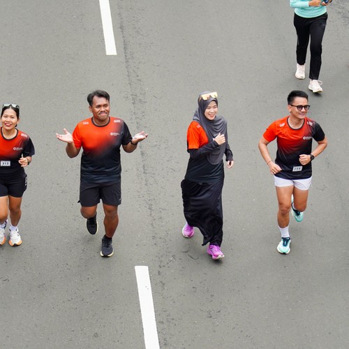 Race photo from FIRST SUNDAY RUN