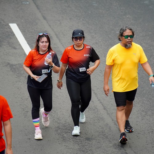 Race photo from FIRST SUNDAY RUN