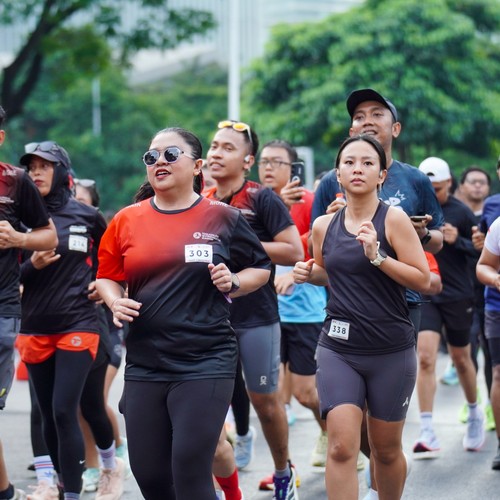 Race photo from FIRST SUNDAY RUN