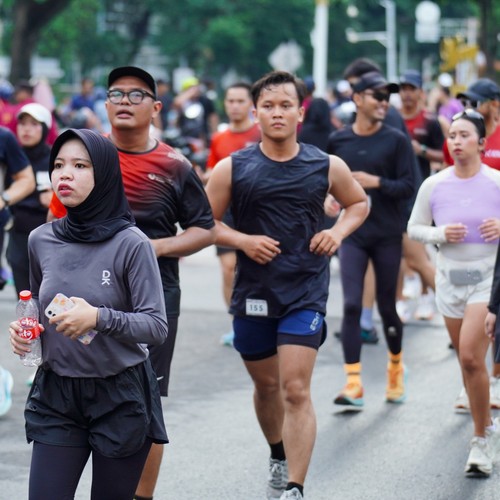 Race photo from FIRST SUNDAY RUN