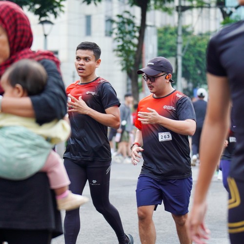 Race photo from FIRST SUNDAY RUN
