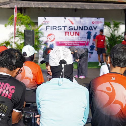 Race photo from FIRST SUNDAY RUN