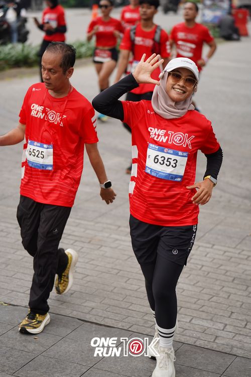 Race photo from ONE RUN 10K 2025