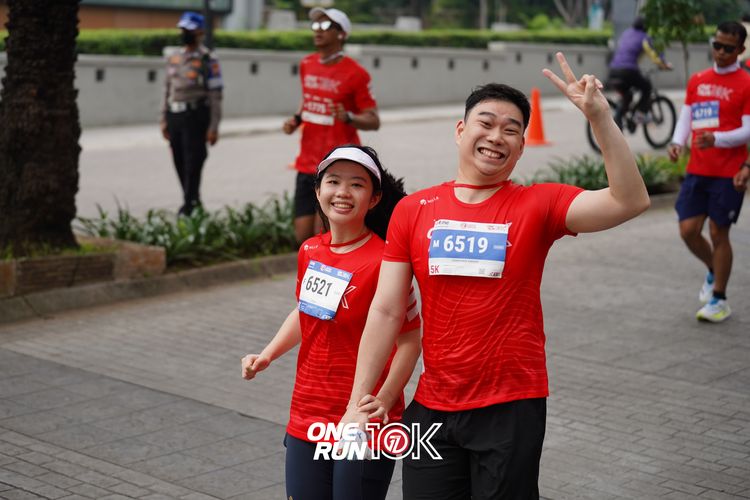 Race photo from ONE RUN 10K 2025