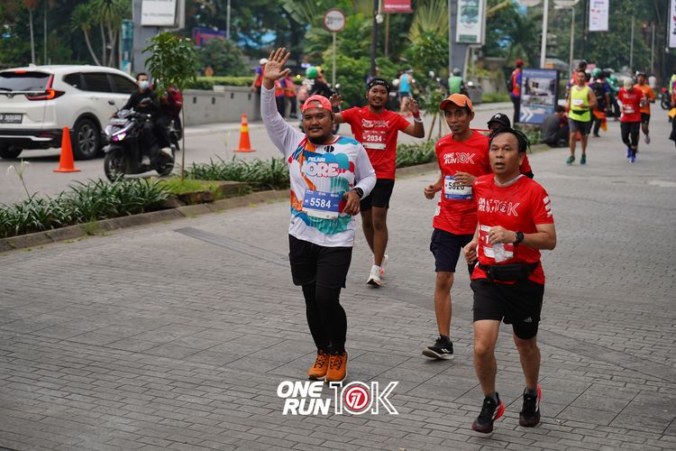 Race photo from ONE RUN 10K 2025