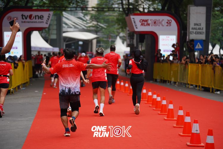 Race photo from ONE RUN 10K 2025