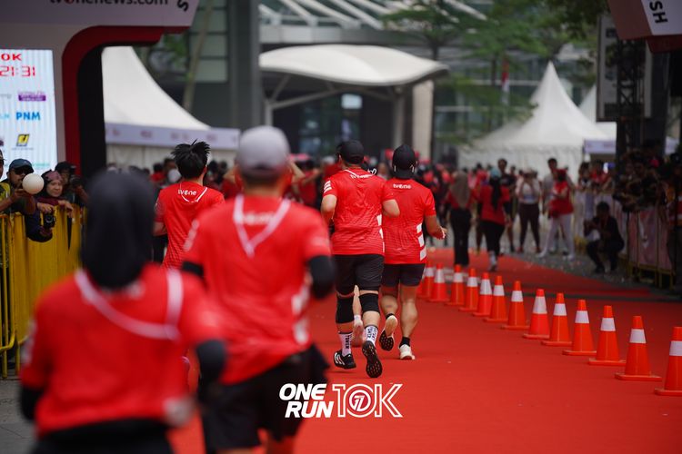 Race photo from ONE RUN 10K 2025