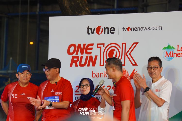 Race photo from ONE RUN 10 K