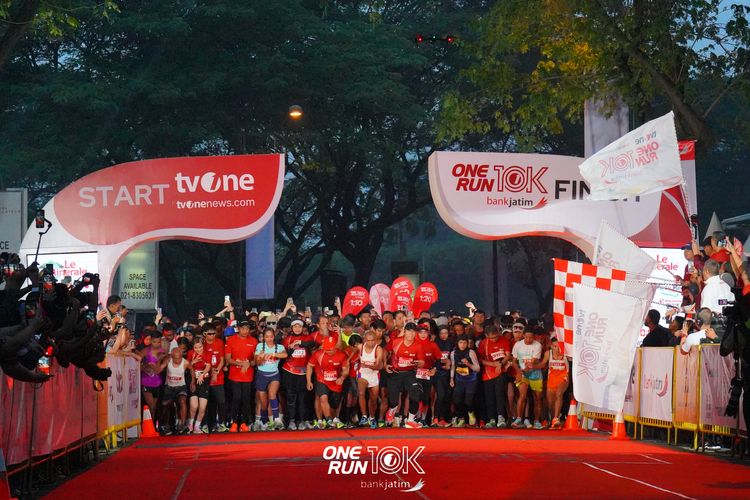 Race photo from ONE RUN 10 K
