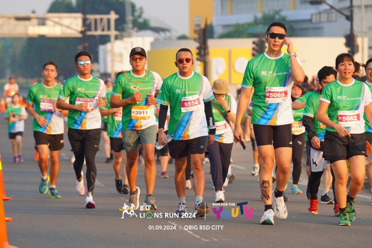 Race photo from BAF LIONS RUN 2024