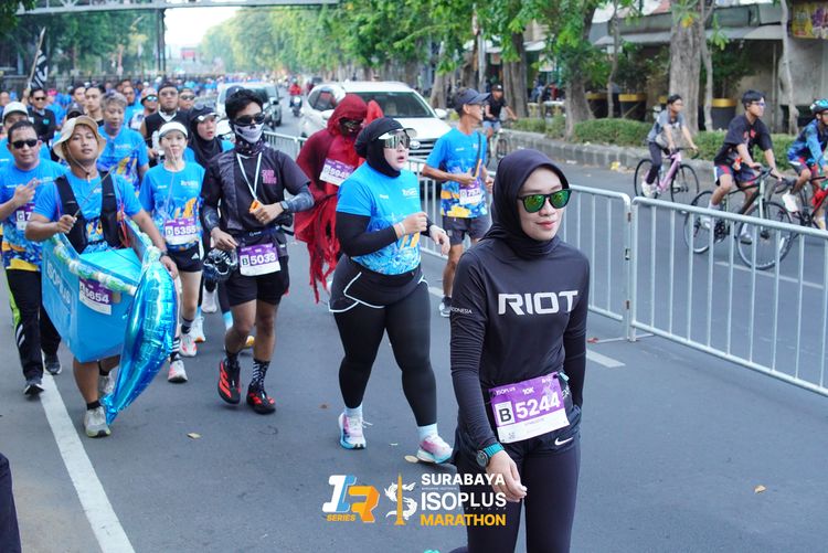 Race photo from SURABAYA ISOPLUS MARATHON 2025